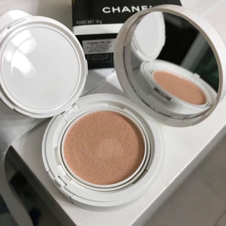 Phấn tươi Chanel Le Blanc Oil-In-Cream Compact Foundation SPF40/PA++