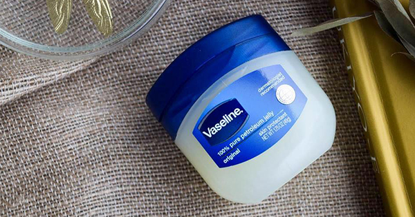 Vaseline Original Skin Protectant - Giá cực rẻ!