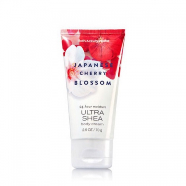 Dưỡng thể Bath & Body Works Japanese Cherry Blossom 70g - Giá cực rẻ!